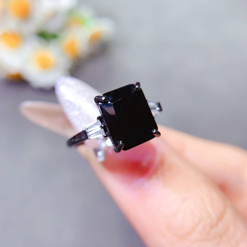 Jewelry Making University - Natürlicher rechteckiger schwarzer Spinell-Ring für Damen,